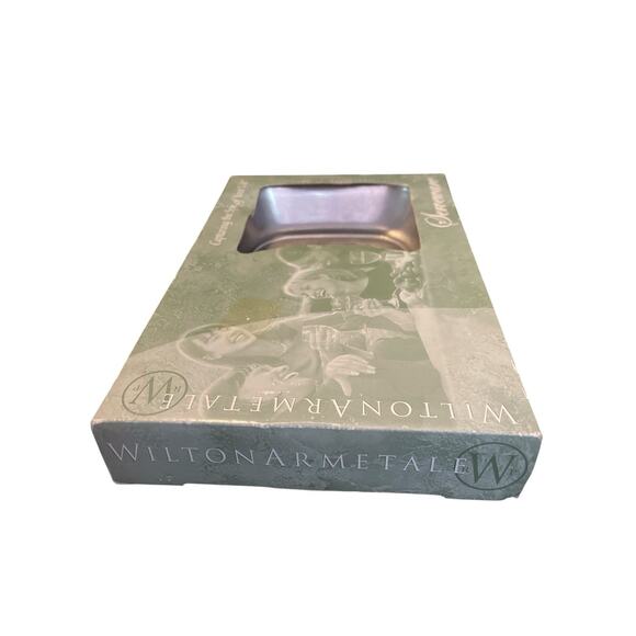 Wiltonarmetale Serveware "Good Food Good Friends" Metal Serving Tray - Picture 5 of 6